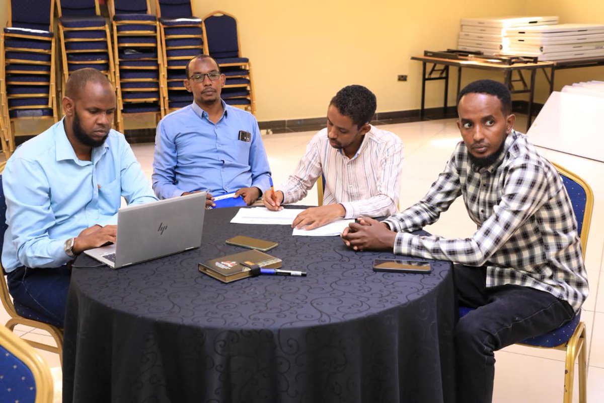 TIKenya's tweet photo. This roundtable aided in strengthening the capacity of stakeholders to interrogate audit findings, track implementation, and promote evidence-based decision-making, while also amplifying citizen-led oversight through CSOs and the media.

This engagement resulted in development of practical action points and collaborative strategies aimed at strengthening PFM systems and improving service delivery in Wajir County.

#TupiganeNaUfisadi #TUNU
@EUinKenya @TISAKenya @KAS_Kenya @Wajir_Assembly