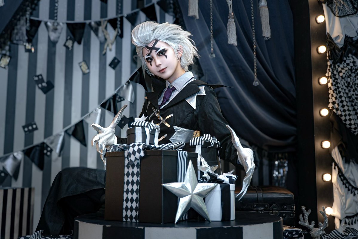 Cosplay dcst

Dr.X ✩.*˚