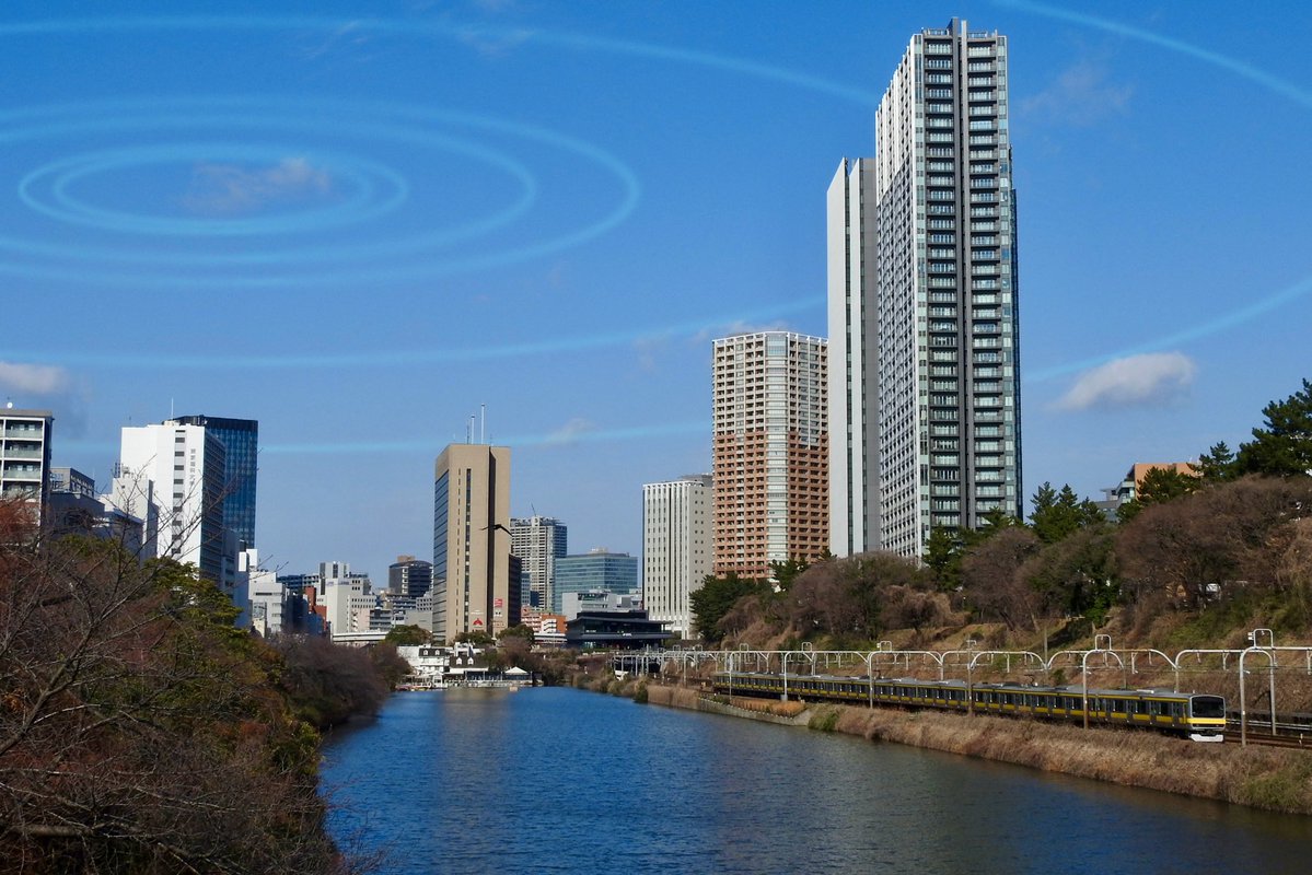 空に青い輪っかを適当に描いたらキヴォトスになる遊びおもろい