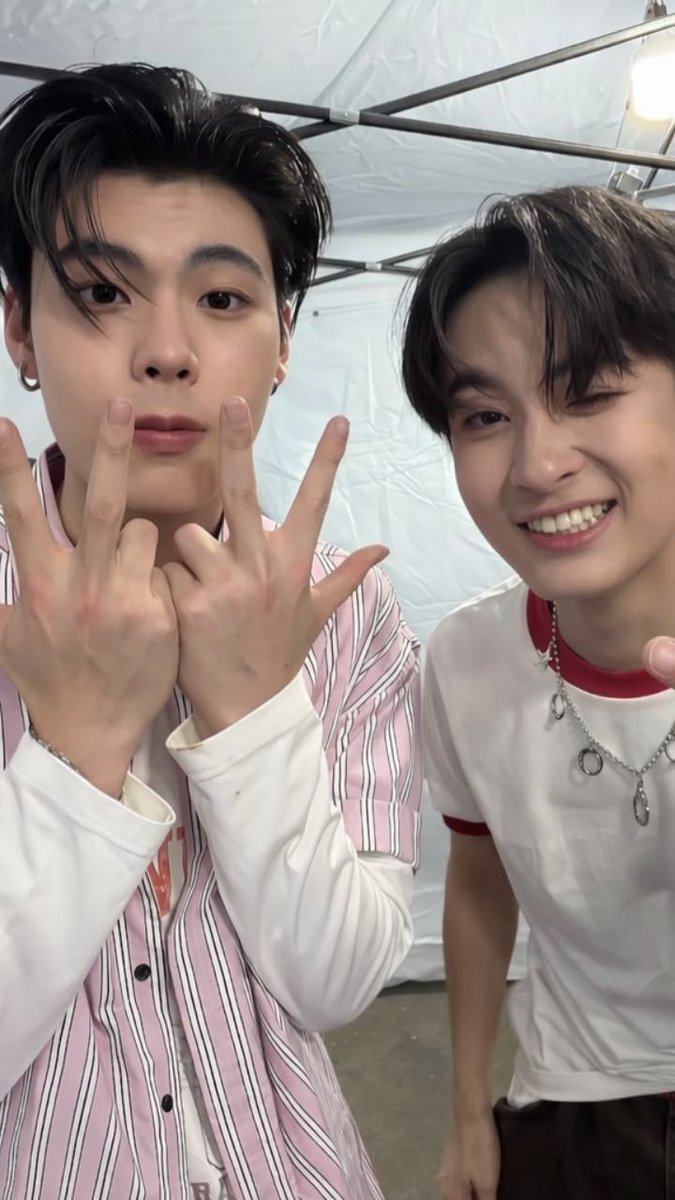 nini ✿ tweet media