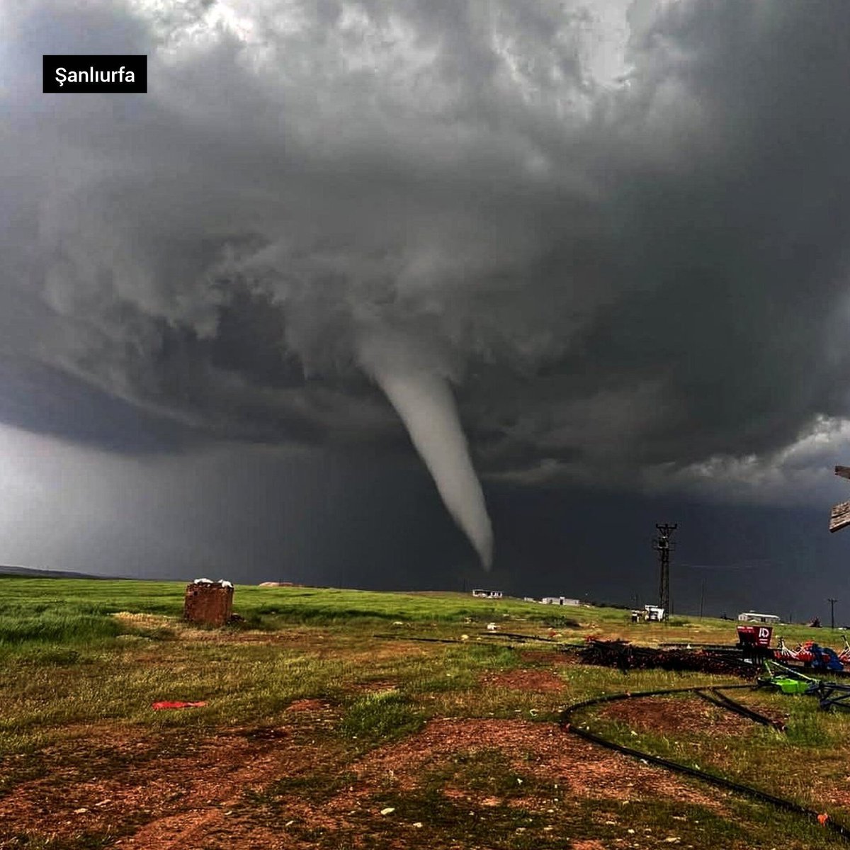irene_makarenko's tweet image. May 04, 2026 #Turkey
🚩Climate Awareness

Weather extremes in Turkey 🇹🇷

📣Climate change is our new reality.
Our strength is in uniting the scientific potential of all countries and the goodwill of all peoples to preserve life on planet Earth
#tornado #hail #snowstorm #floods