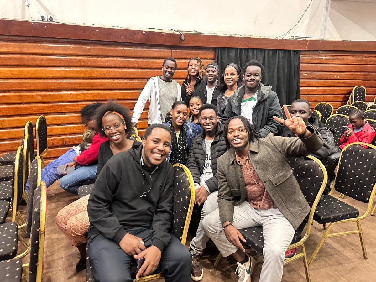 6Theatre7058's tweet photo. What a performance and what a reception we had in The City of Many Lights for our show Man Needs Therapy. We can't thank Kenya National Theatre, @SanaaPost and our audiences enough. Not forgetting the entire 64 Theatre fraternity and their fans. Asanteni tu sana. https://t.co/mpbr0fgppe