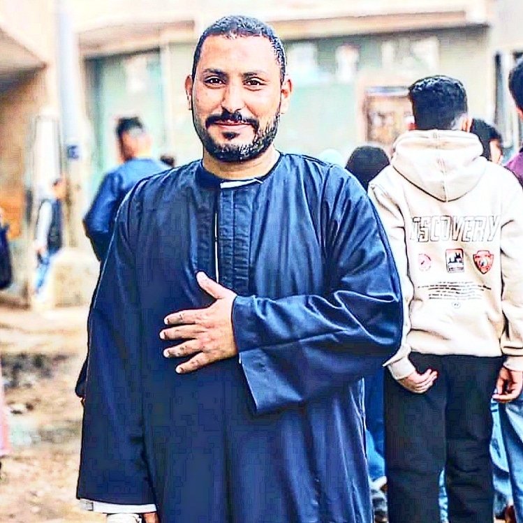 eadlaa's tweet photo. إِنَّ الْمُحِبَّين لاَ يَشْفِي سقَامَهُمَا
إِلا التَّلاَقِي، فَدَاوِي الْقَلبَ واقترِبِي. https://t.co/vW7cbbLahp