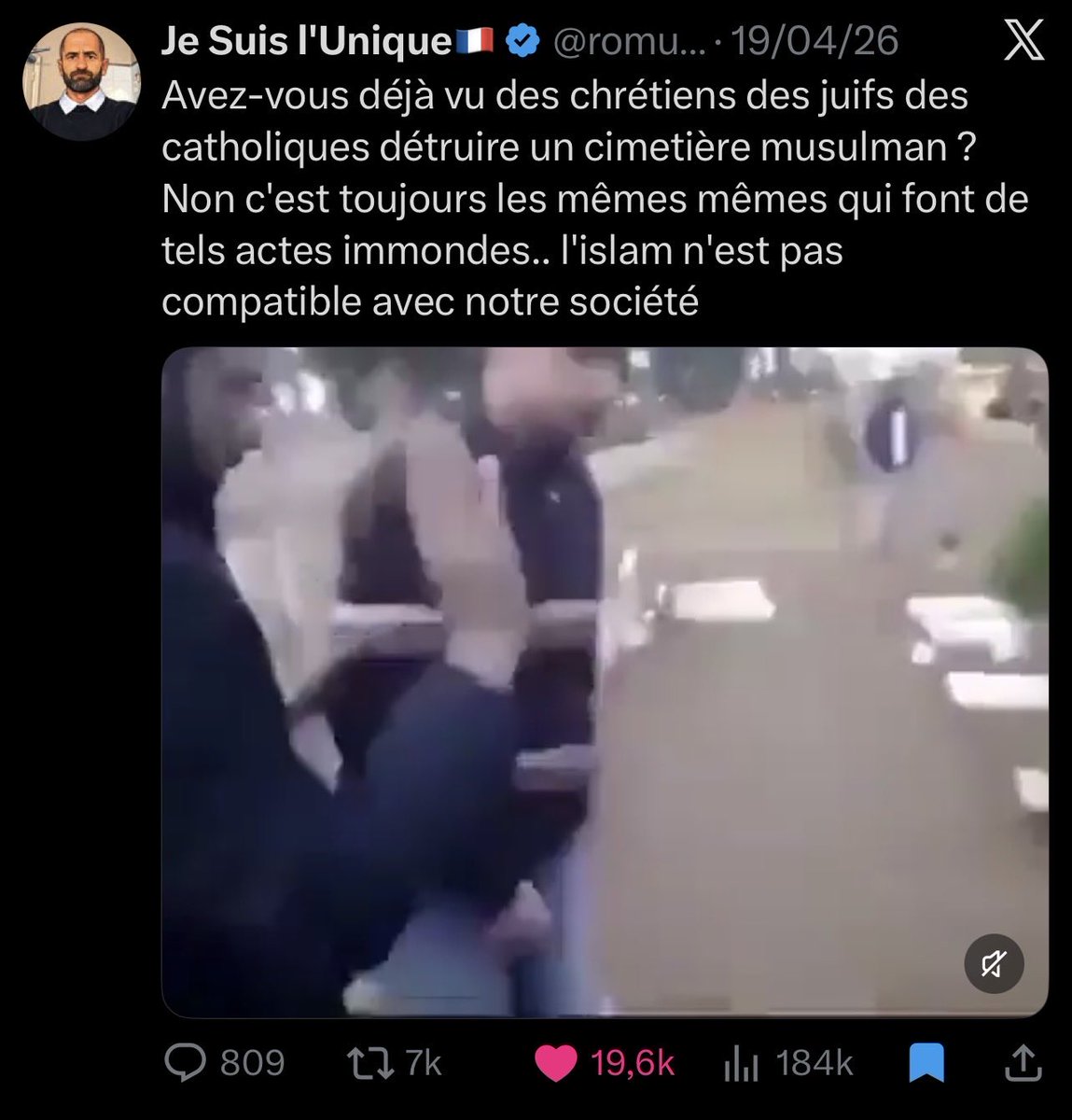 Maélie tweet media