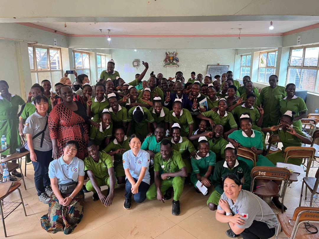 JicaUganda's tweet image. Japan Overseas Cooperation Volunteer (JOCV)  Ms. Ueno Yasuyo had a privilege to conduct a lecture at Good Samaritan School of Nursing &amp;amp; Midwifery, Lira, on vital signs &amp;amp; Basic Life Support (BLS).

#Nursing  #HealthcareUganda
#JOCV
#JICAUgandaOffice