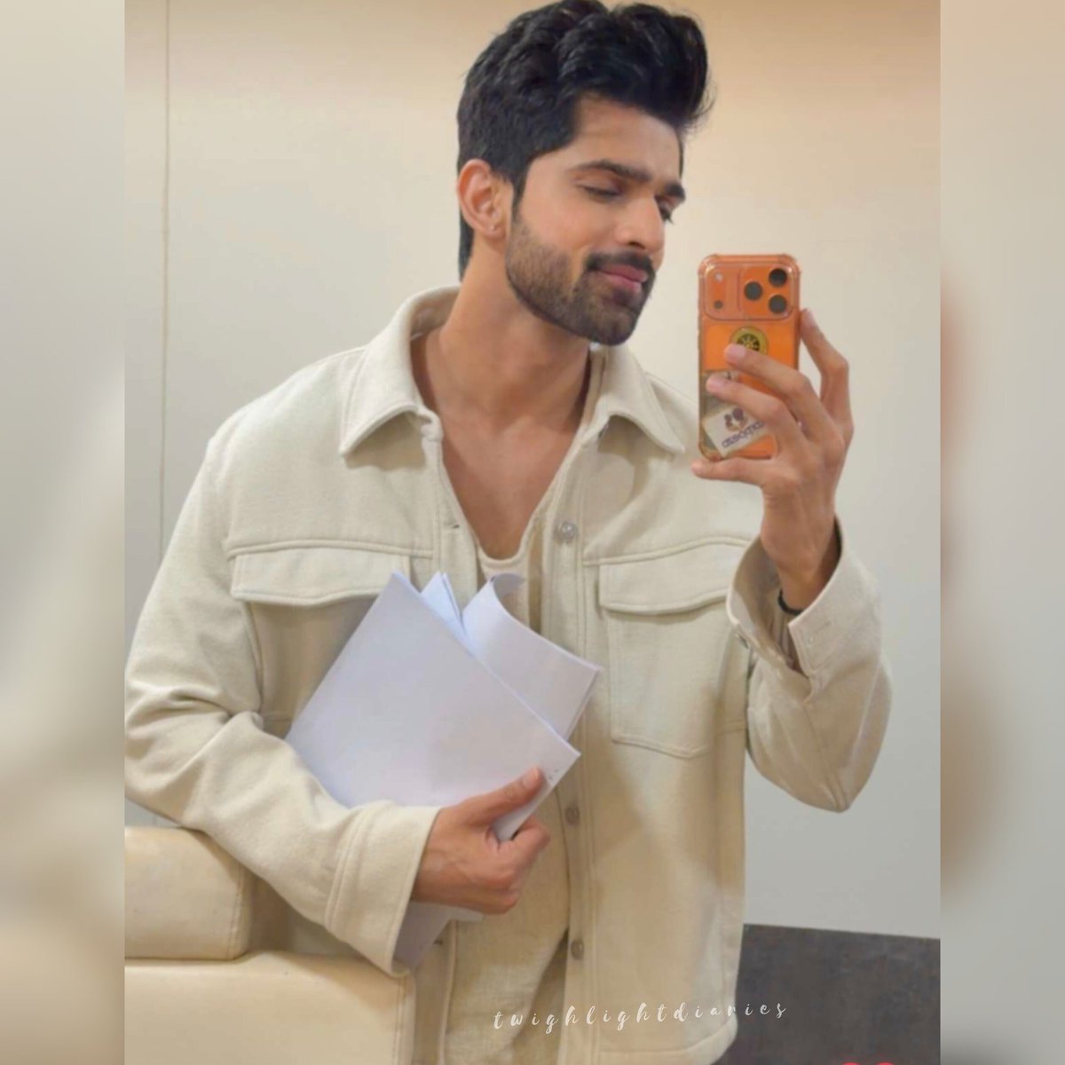 kour_manhe37922's tweet image. Arjun Thakur in the house 🏠 ❤️‍🔥🧿
@Abhishekkuma08 

#Abhishekkumar #AbhishekAvengers #aebyfam #sukoon #ArjunThakur 
#IshkDumAurIdliRasam