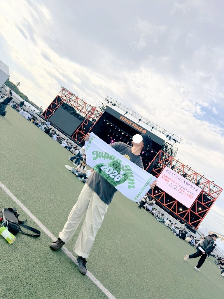 Oり tweet media