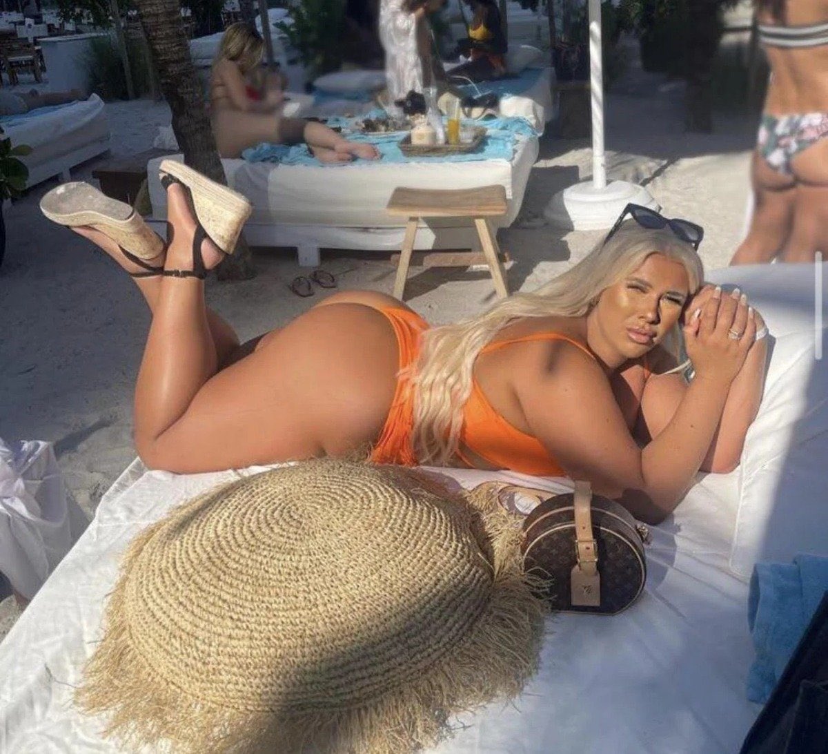hello sexy tweet media