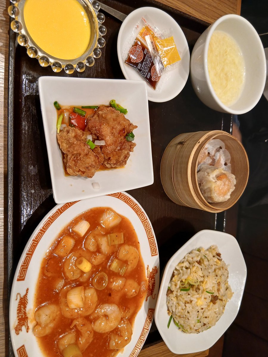 ロッテﾘｱ tweet media