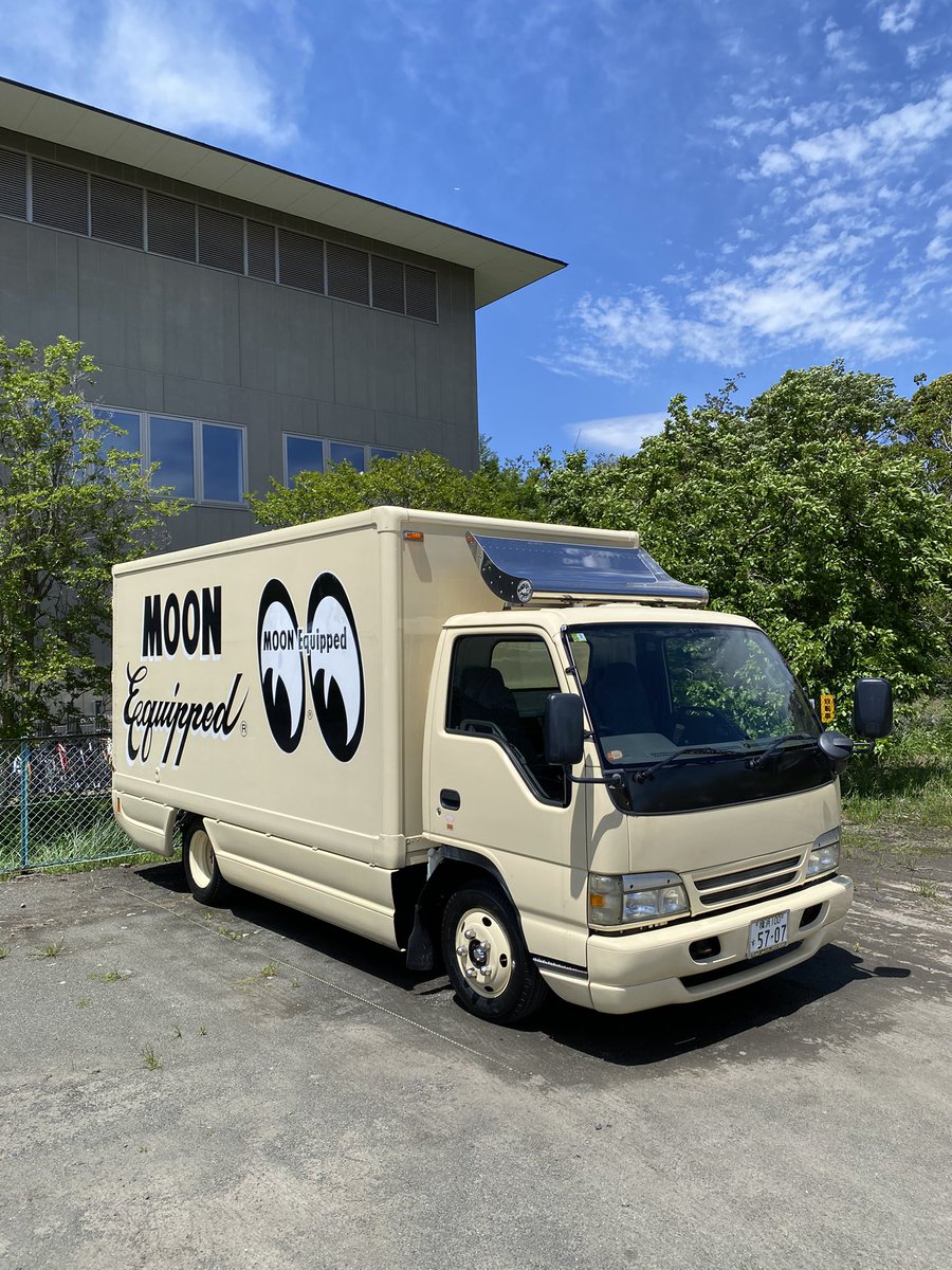 カムバック tweet media