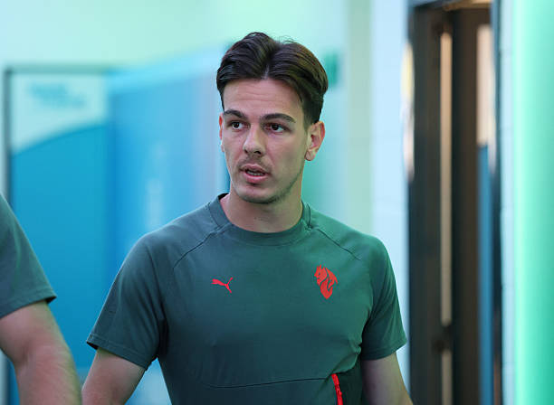 Milan Posts tweet media