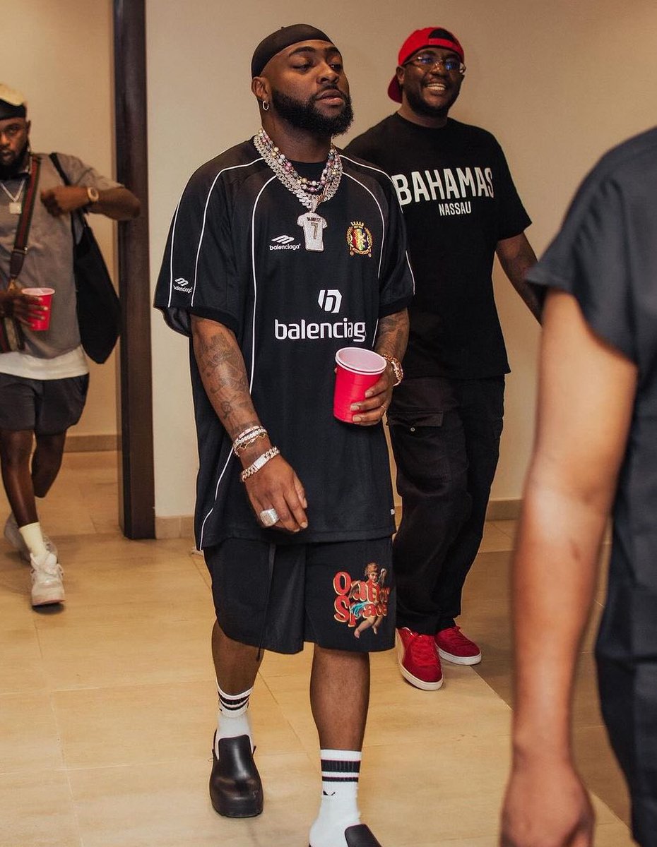 OLAMIDE 😈 tweet media