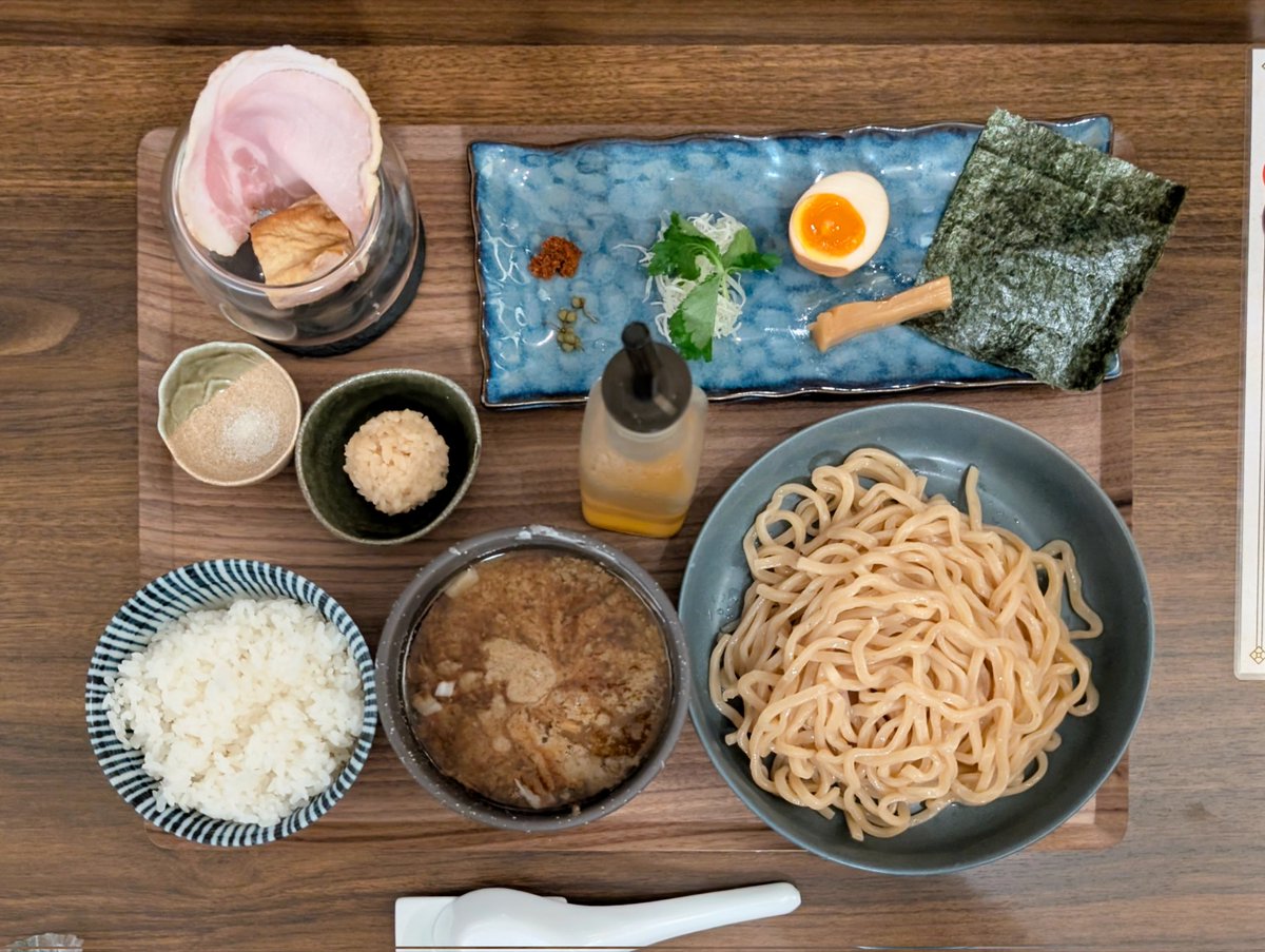 じょに村じょにお tweet media