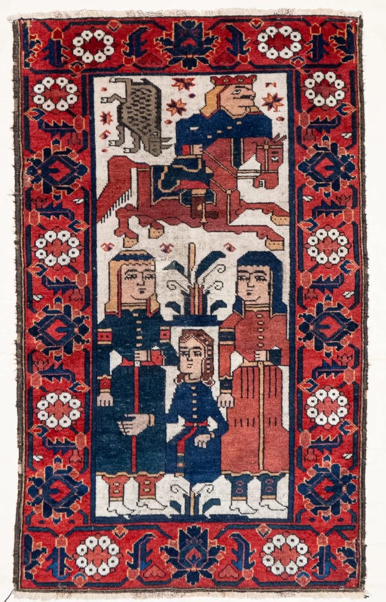 iraninitaly's tweet photo. La forza di una nazione non risiede solo nelle sue armi da guerra, ma anche nella forza della sua logica, del suo pensiero e della sua cultura. Questo tappeto è il frutto della maestria di artisti iraniani la cui civiltà, migliaia di anni prima del design moderno, ha intessuto la bellezza nella trama  del tempo. In Italia, abbiamo imparato che la gloria di un'opera non risiede negli strumenti e nelle tecniche, ma nello spirito del suo creatore. La nazione e la civiltà che creano un'opera simile non si arrenderanno mai a un aggressore.

#Iran #Italy #Italia #PersianCarpet #PersianHeritage #فرش