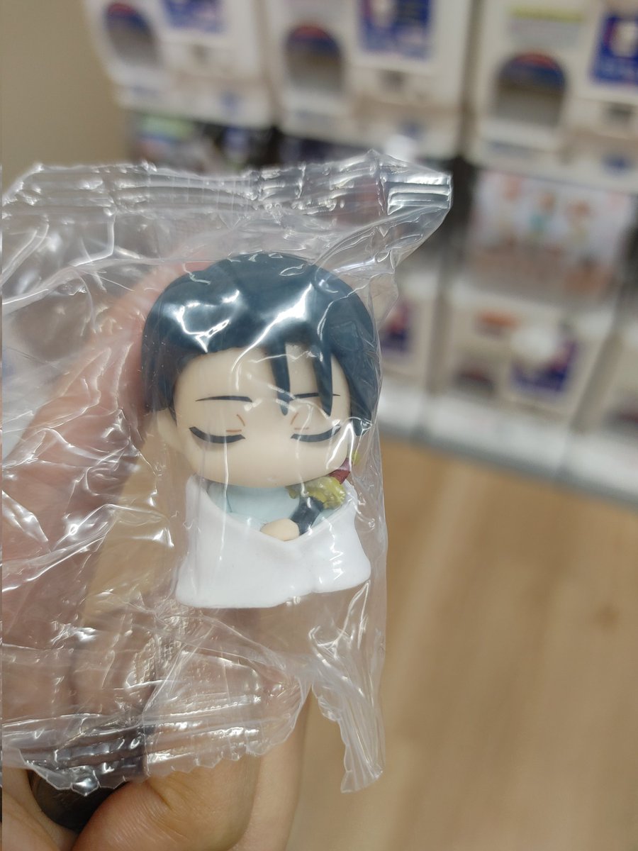 _saku__sa's tweet photo. 【交換・譲渡】
呪術廻戦 おねむたん 死滅回游 ガチャ

譲:乙骨 直哉

求:伏黒>虎杖 or 400円＋送料

郵送及び広島手渡し
出先のためIDなしにて失礼します
よろしくお願いいたします https://t.co/omCPDay7Sa
