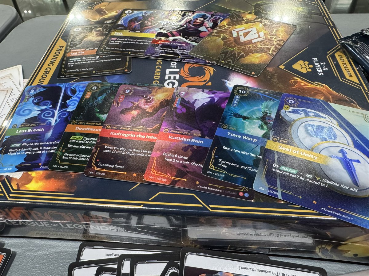 sulphvg's tweet photo. Opened 1 Riftbound Origins box to celebrate the release in SEA..
It ended pretty well I think 😅 https://t.co/BfTdvSfKdh