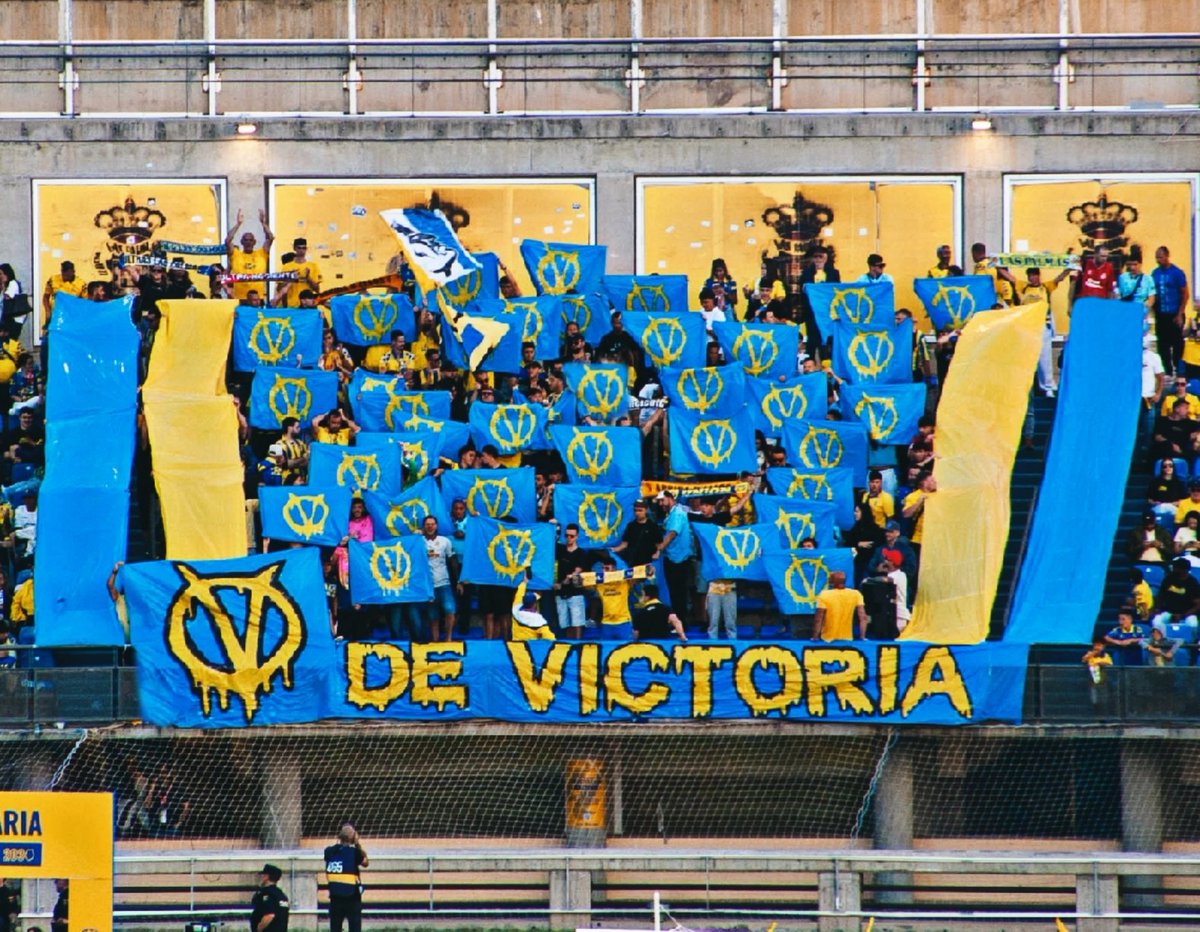 Grupo Ultra Naciente tweet media
