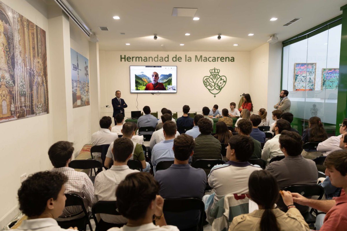 Hermandad de la Macarena tweet media