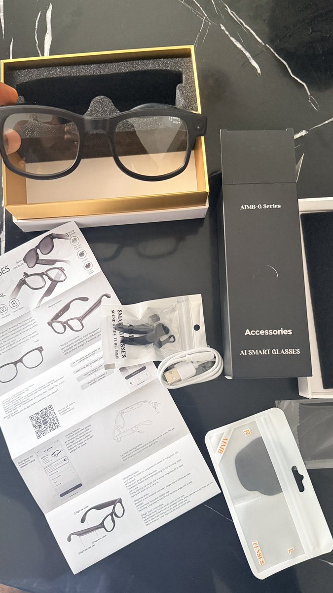 Val Gadgets tweet media