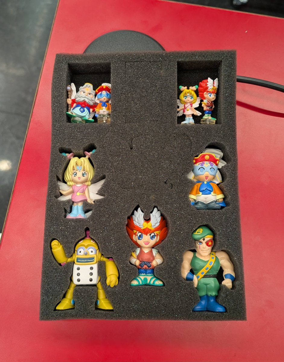 アニメビックリマン2000のキュートで凛々しいフィギュアだよん♪コンプ