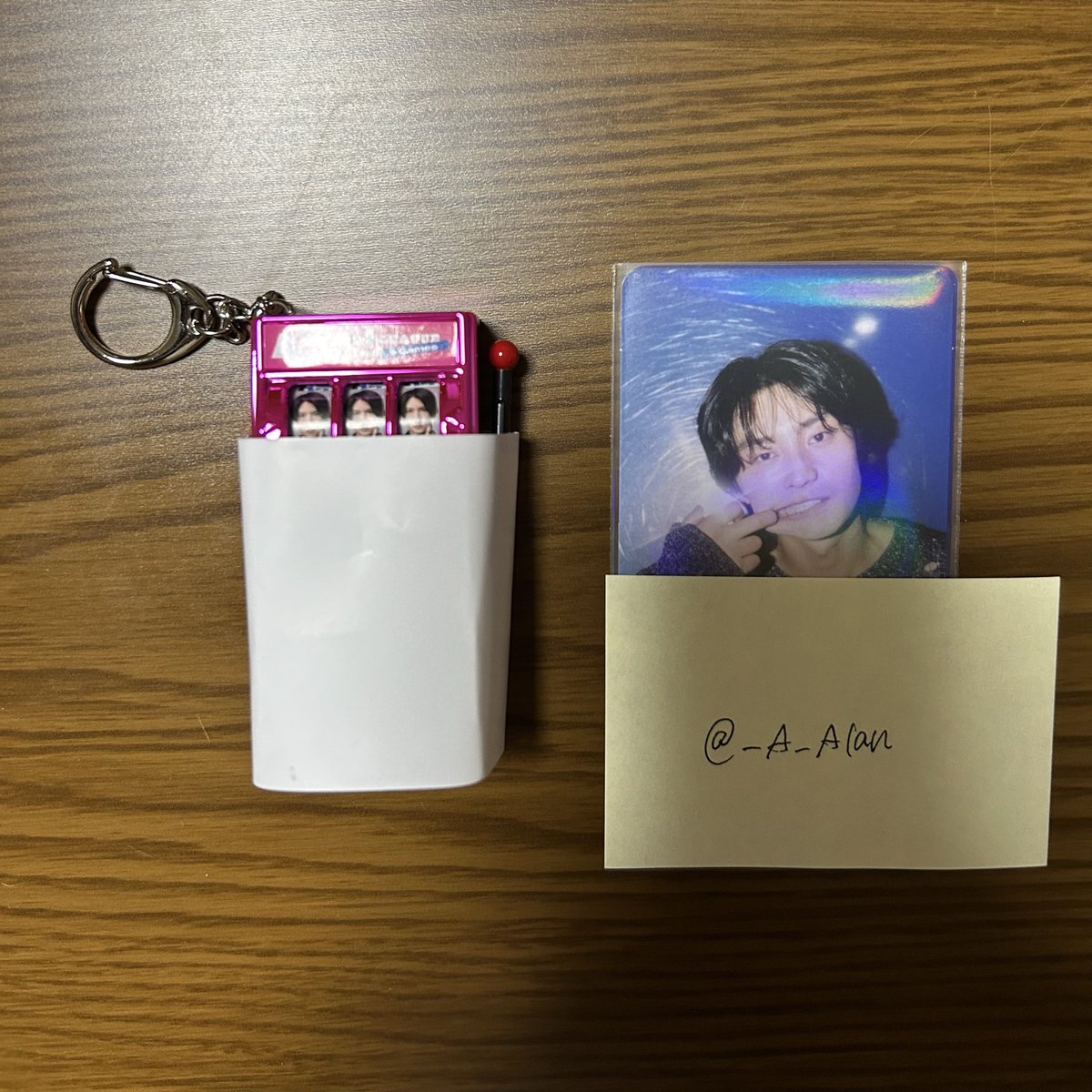 _A_Alan's tweet photo. @1【交換】
ACTORS LEAGUE in Games
アクターズリーグinゲーム

《譲》
ライティングバッジ アキラほか画像
ヘアゴム ツバサ
ミニスロットキーホルダー ミズキ

《求》アラン
ランダムメタルカード ランダムステッカー

6/7名古屋手渡しまたは郵送希望です
お心あたりのある方はご連絡お願いいたします https://t.co/qzOTePNIQJ