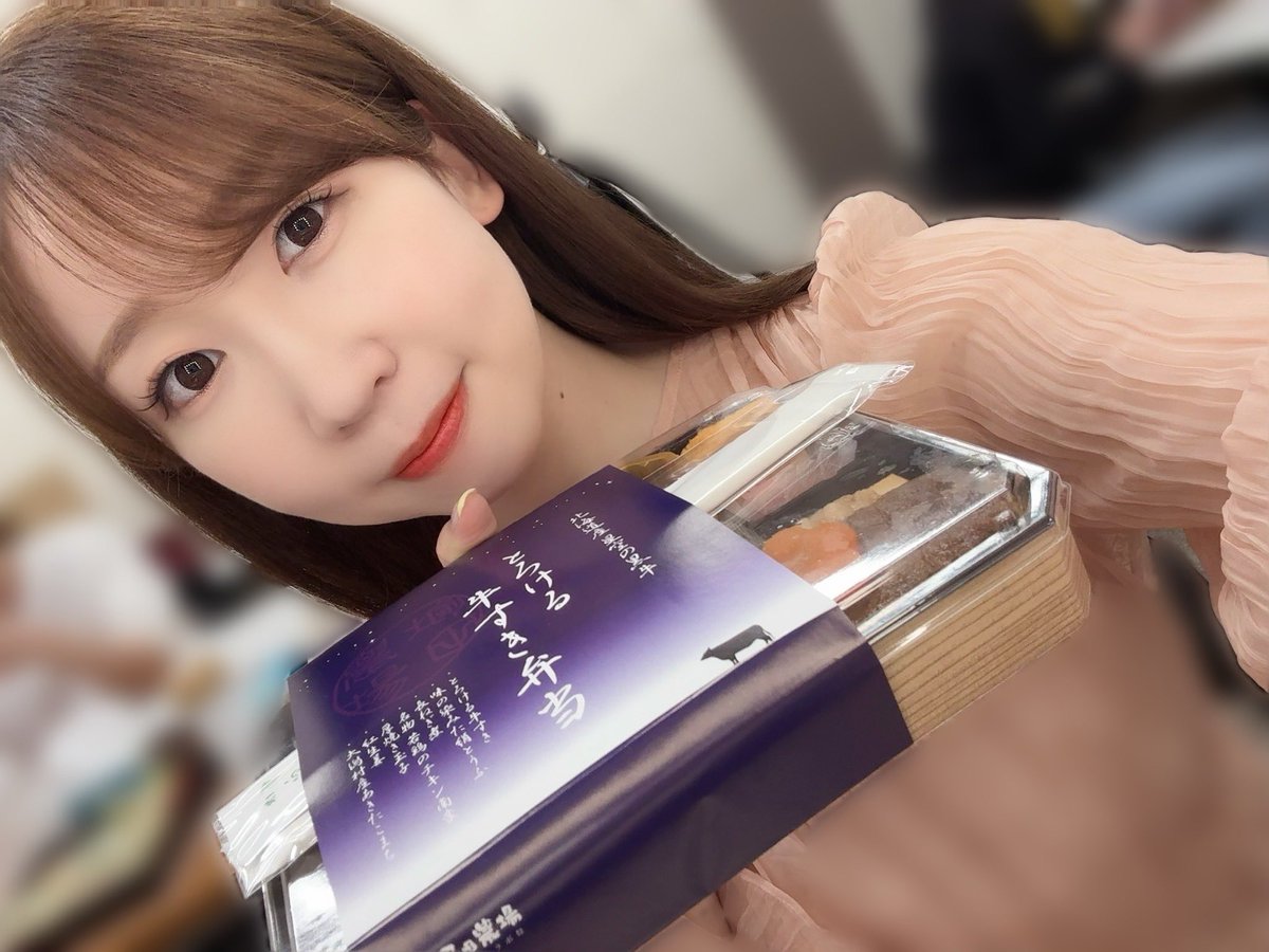 【極美品】君に届ける音楽 佐々木未来 SR 日向坂46卒業後、佐々木美玲が初プロデュース！オリジナルブランド