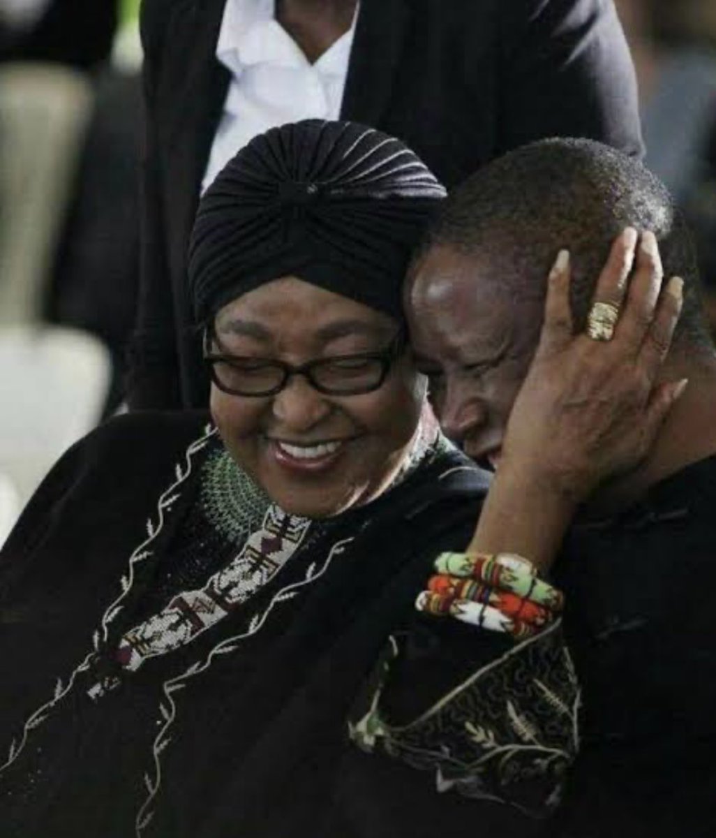 Collen Sambo tweet media