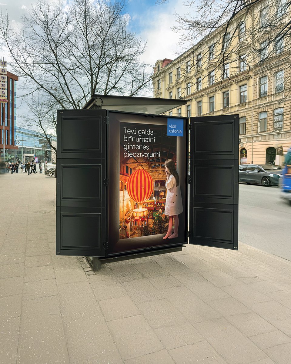 JCDecauxGlobal's tweet photo. JCDecaux Latvija transported passers-by into a modern-day fairy tale, showing how accessible adventures in Estonia can be. Inspired from the world of Narnia, the display featured a faithful replica of the iconic wardrobe door that echoed the film’s distinctive style.✨🚪 https://t.co/JRRUQZ5smI