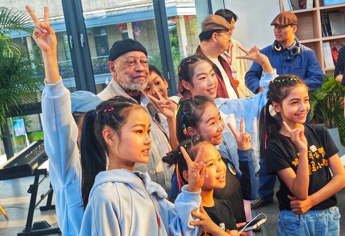 BeijingEvening's tweet image. 台湖爵士音乐节迎来爵士钢琴大师，肯尼·巴伦点亮舞台
All that #jazz! Don’t miss the moment: Kenny Barron (a "living legend" of jazz piano, with 14 Grammy nominations) graced the stage at the 6th Taihu Jazz Festival on May 3 evening at the NCPA Taihu Stage Art Centre in #Beijing.