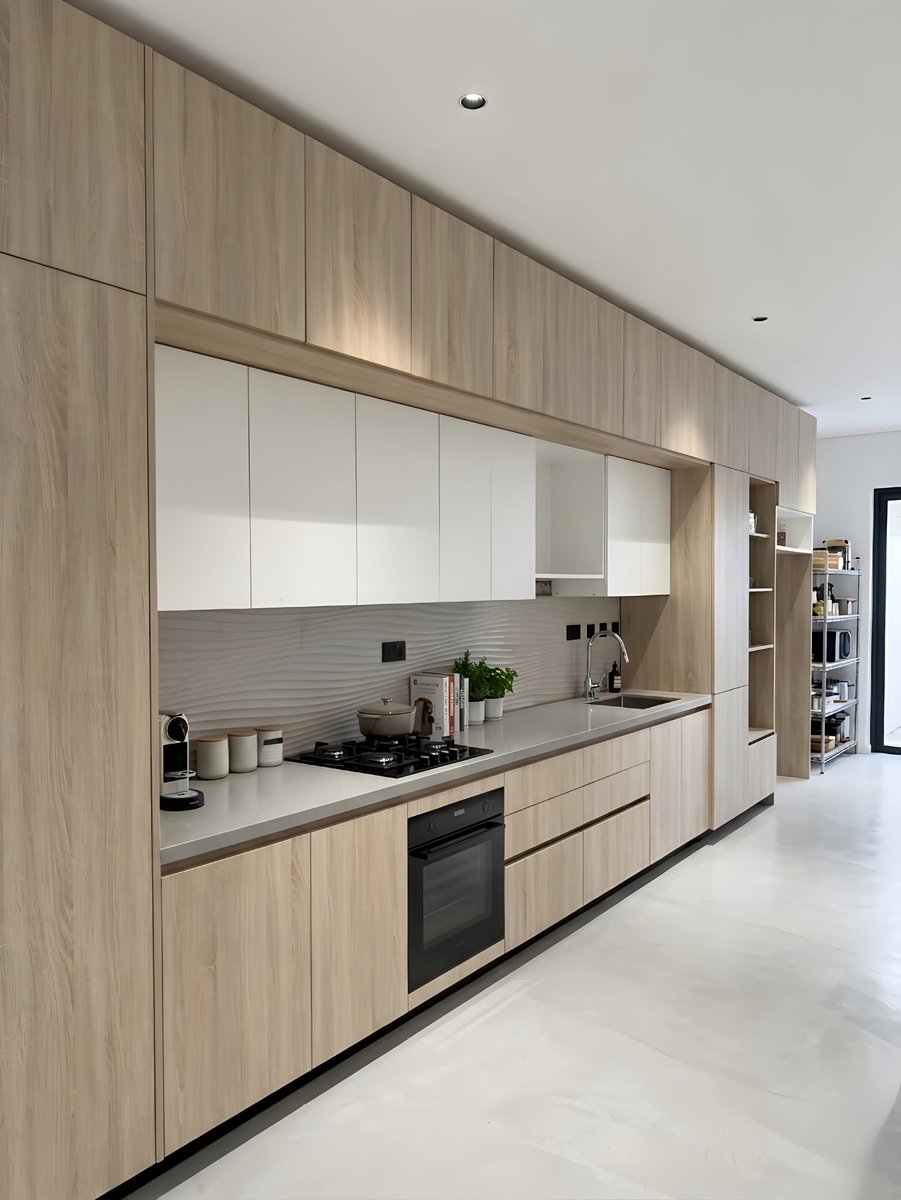 instyleaint's tweet image. This type of kitchen uses a mix of base units, wall cabinets, tall units, and built-in appliances to create a smooth workflow between cooking, washing, and storage areas.

#modularkitchen #kitchendesign #kitchencabinets #modernkitchen #kitchenideas #kitcheninspiration #instylea