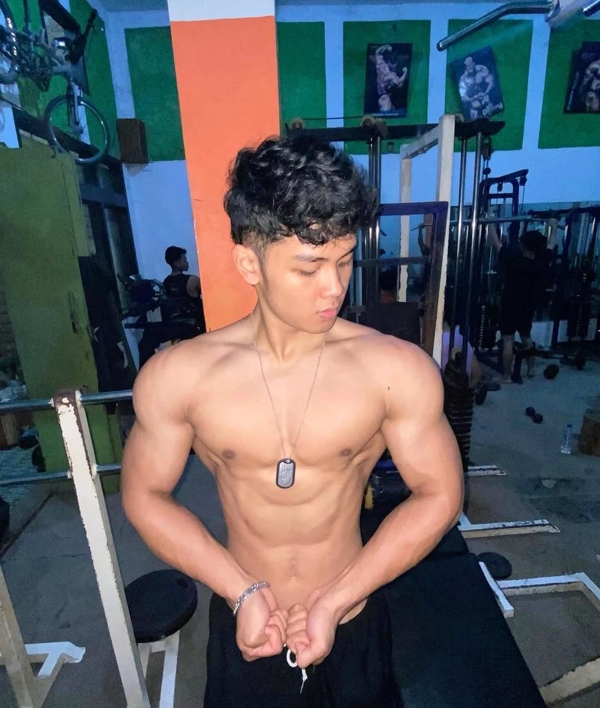 muscledailyid ⚜️ tweet media