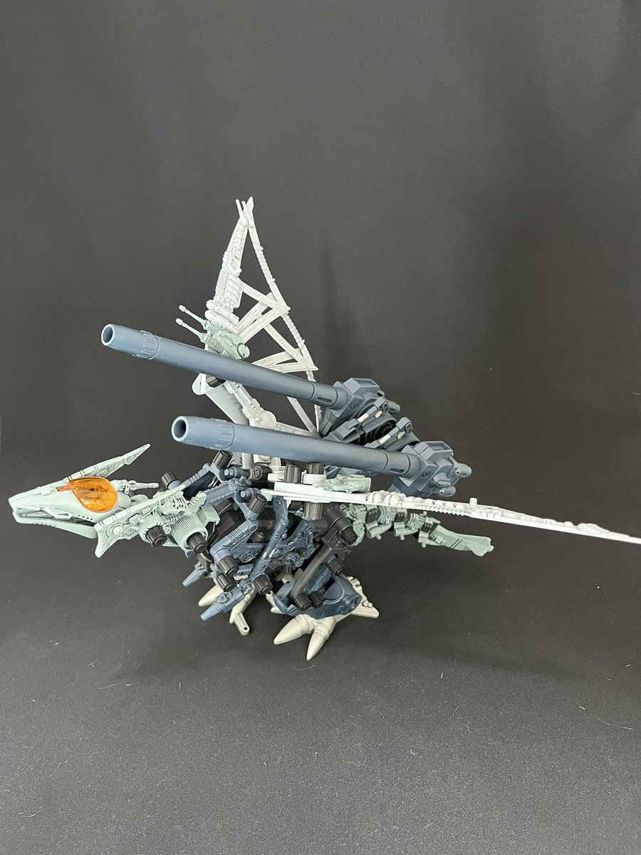 ゾイド 妄想戦記 サラマンダーボンヴァーン完成しました 色味がきっと