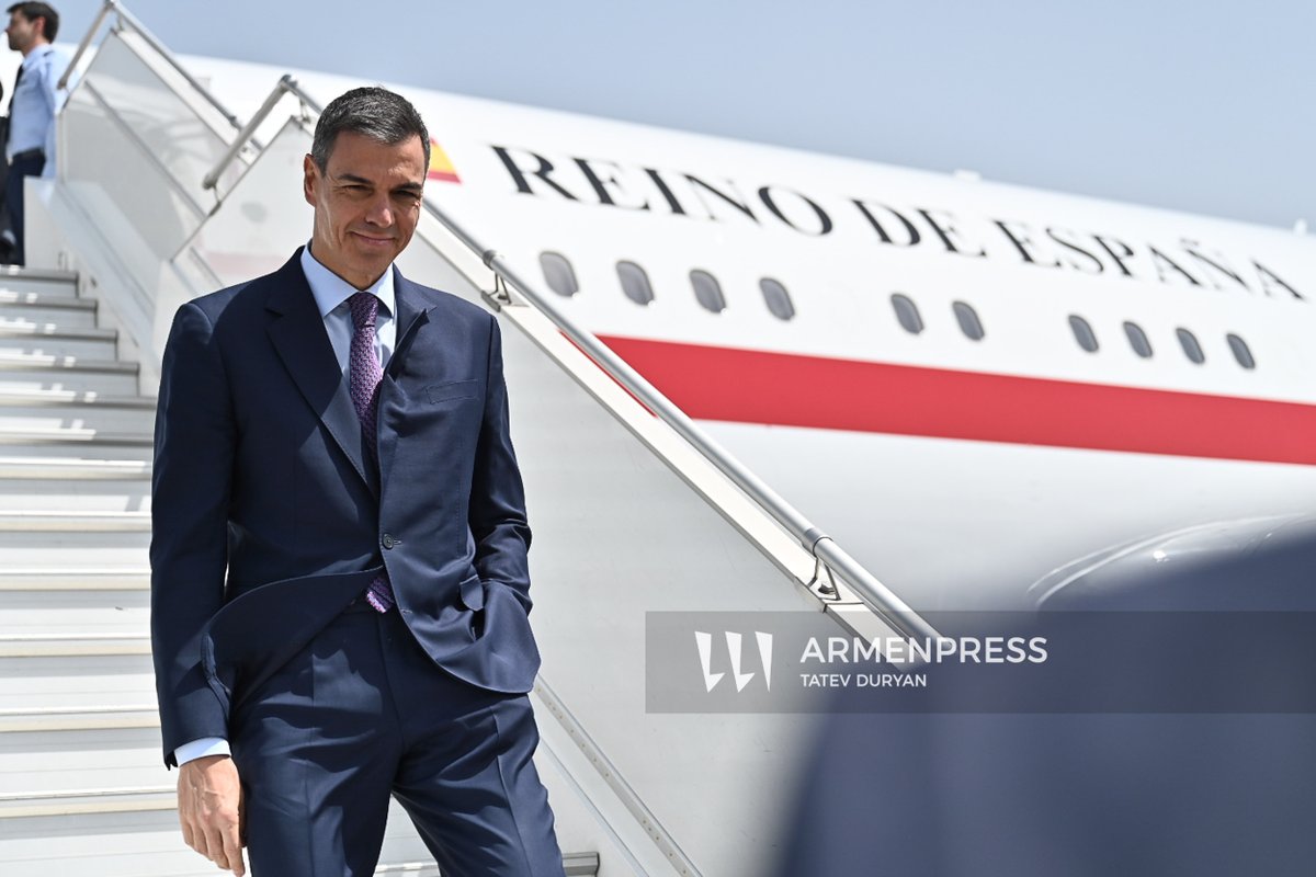 armenpress's tweet image. #Spanish PM @sanchezcastejon arrives in Yerevan for #EPC Summit following Ankara emergency landing

armenpress.am/en/article/124…