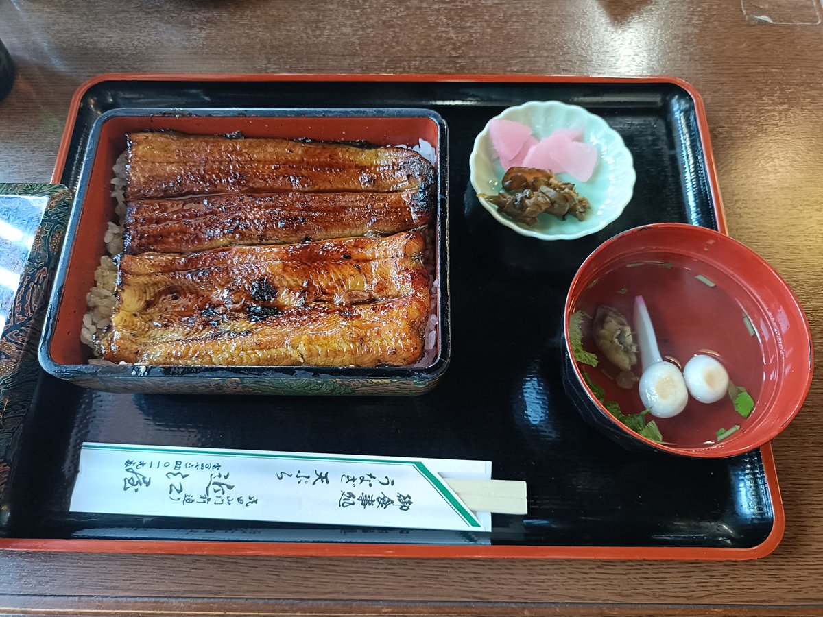 コスモスおじさん tweet media