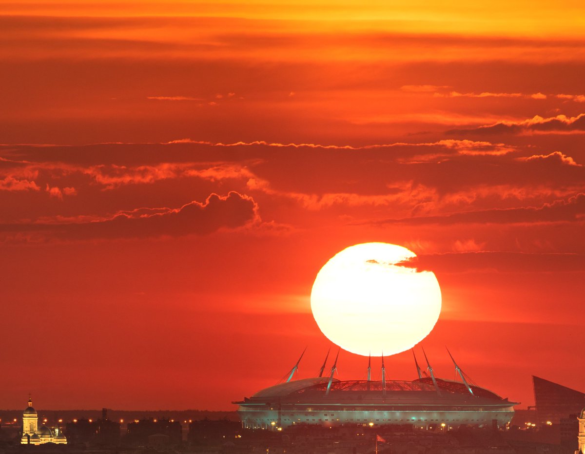 fczenit_en's tweet photo. Some of our favourite Gazprom Arena- Star Wars mashups on #StarWarsDay #MayThe4th https://t.co/UwkYFQSxm4
