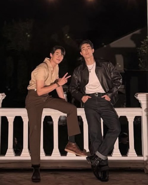 𑣲khunní tweet media