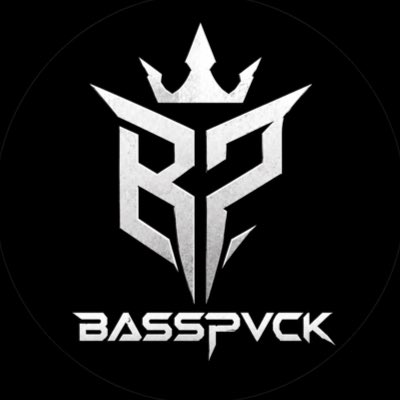 BassPvckDuffy's tweet photo. #NewProfilePic https://t.co/zRv7CjKY8h