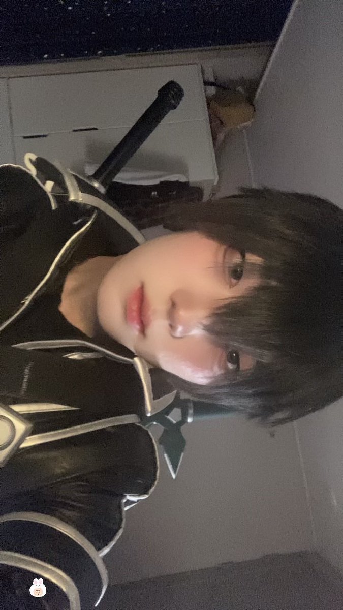 선혈 tweet media