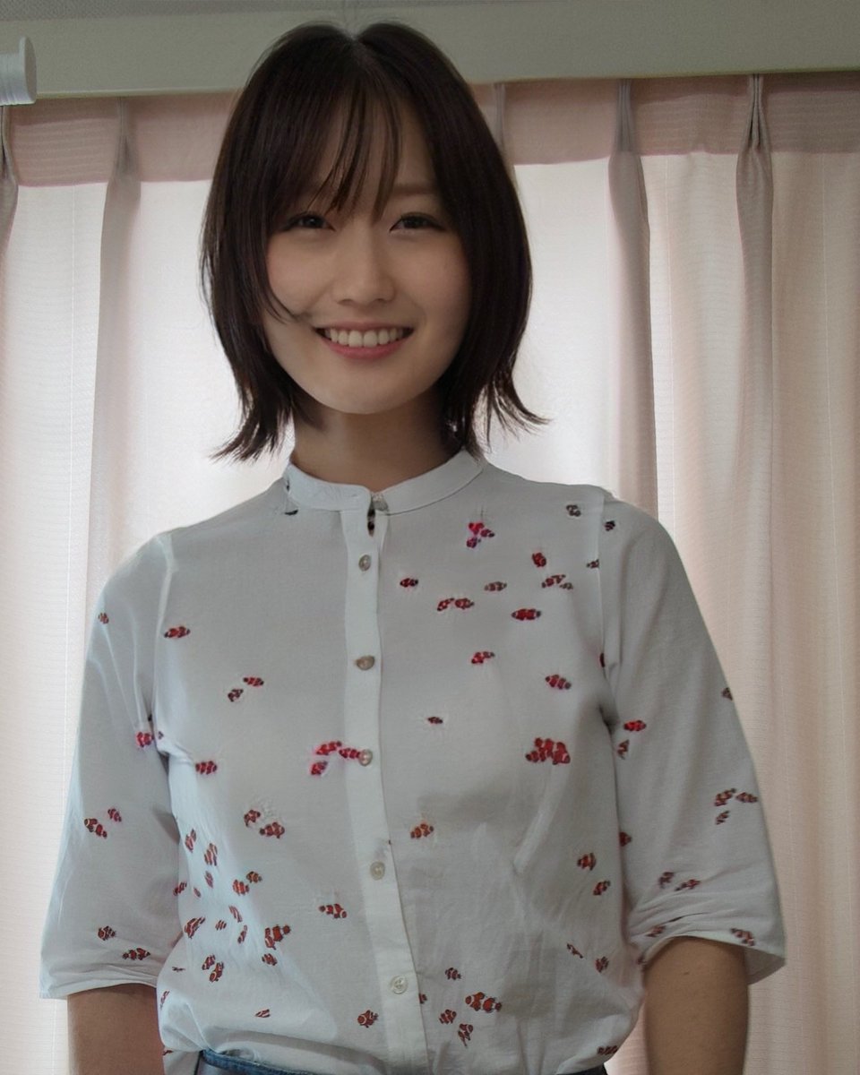 Hello_Mika2017's tweet photo. 左がGemini、右がFaceApp。Geminiはプロンプト工夫すればもう少し自然になりそうだし、服の崩れとかも少なそう。FaceAppから卒業かな。 https://t.co/ZxPcxbAXvv