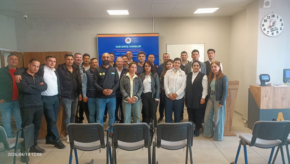 MEUSEM33's tweet photo. MEÜSEM'de Mersin Büyükşehir Belediyesi Personeline Yönelik Eğitimler Tamamlandı
Haberin Ayrıntıları İçin
https://t.co/4Q5a5rK9WL https://t.co/puA1AhsCK8