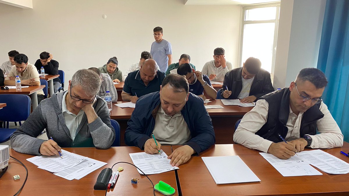 MEUSEM33's tweet photo. MEÜSEM'de Mersin Büyükşehir Belediyesi Personeline Yönelik Eğitimler Tamamlandı
Haberin Ayrıntıları İçin
https://t.co/4Q5a5rK9WL https://t.co/puA1AhsCK8