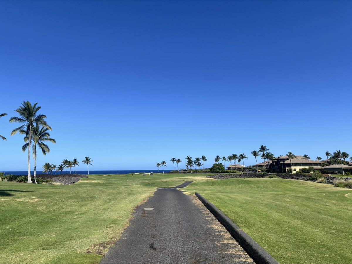 ashbears_'s tweet image. 2년만에 다시 올 줄은 몰랐지! ❤️
#Kona #holidays #waikoloa #hawaii 
#Aloha 🌺