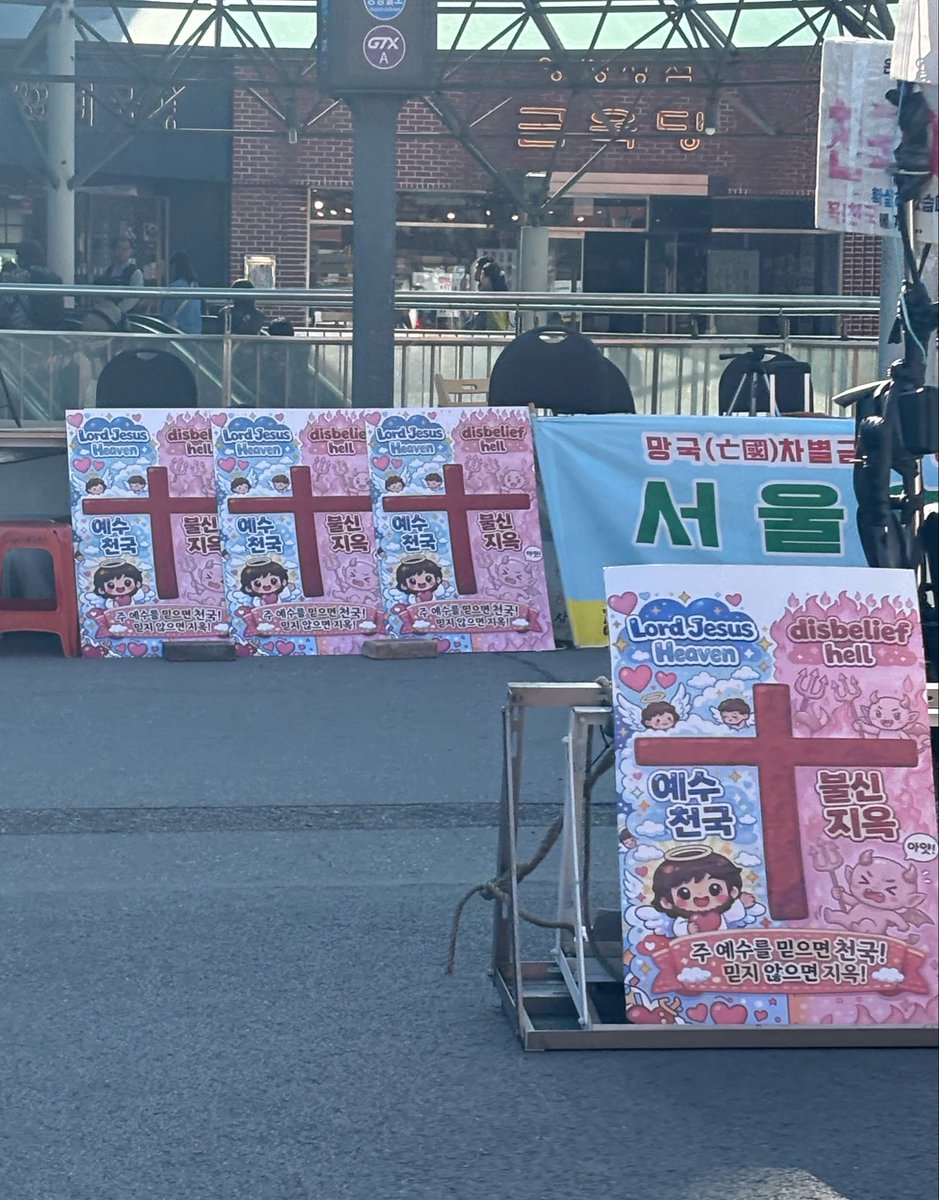 피네 tweet media
