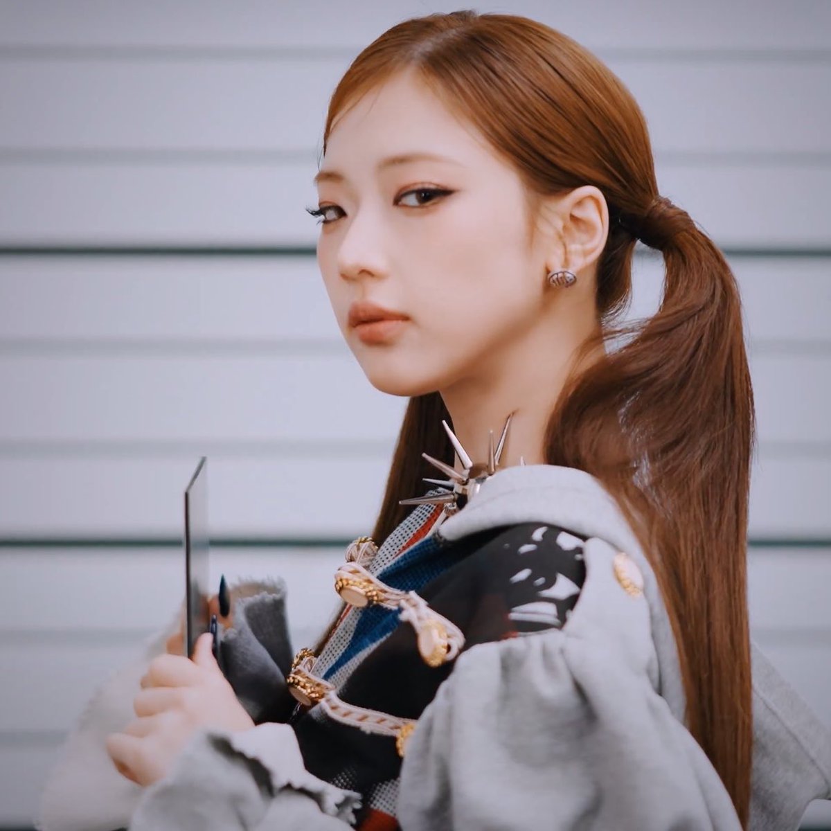 𝓻. 🪽 tweet media