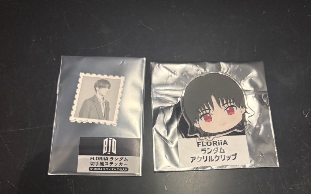 IvK6e's tweet photo. BUDDiiS FLORiiA 交換 買取

【譲】アクリルクリップ SHOOT
        切手風ステッカー TAKUYA モノクロ

【求】アクリルクリップ FUMINORI
       FC チェキ風ミニフォト FUMINORI

5/4 ホルツ神戸手渡し ＞ 郵送

#BUDDiiS交換 #BUDDiiS譲 #BUDDiiS求 https://t.co/fdXSirNnya