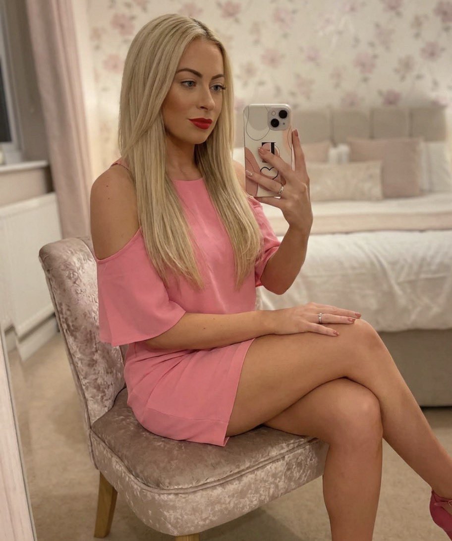 l20__18's tweet image. More of the unreal Emma! 🥵🔥