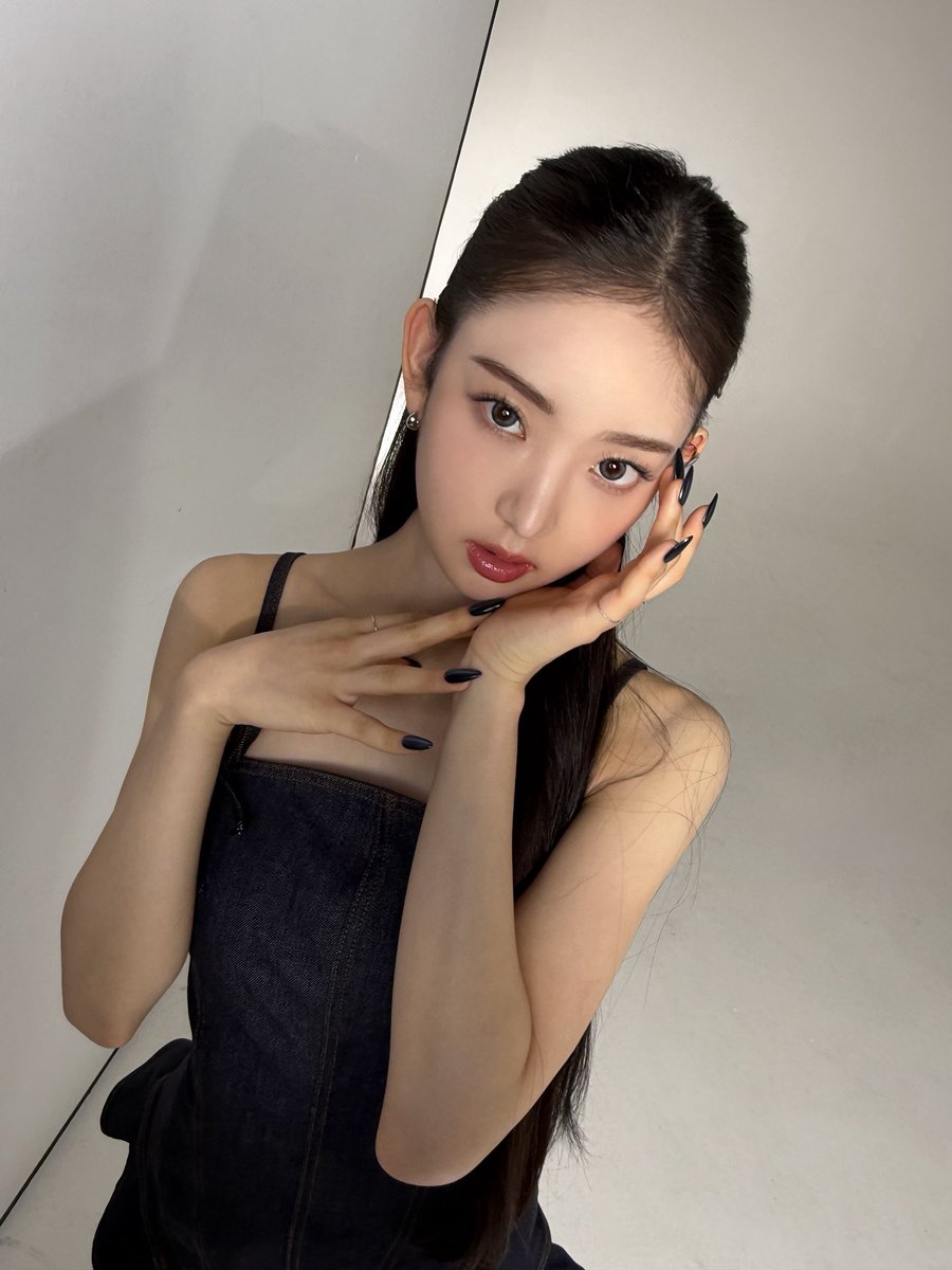 KiiiKiii LEESOL 이솔 tweet media