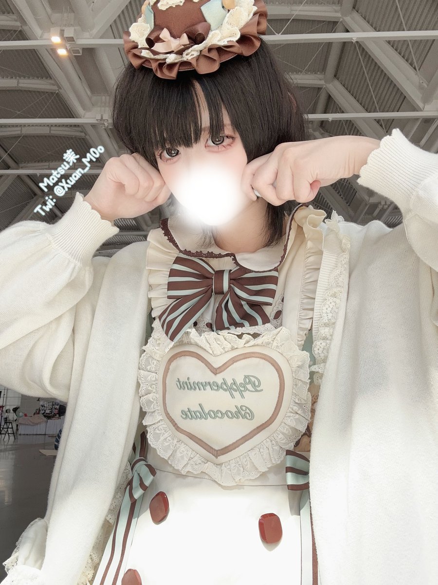 Xuan_M0o's tweet photo. 今天是薄荷巧克力味的小天使哦～🤍🩵

#lo娘 #洛丽塔 #lo裙 #伪娘 #男の娘 #男娘 https://t.co/BDgJN9xeT0