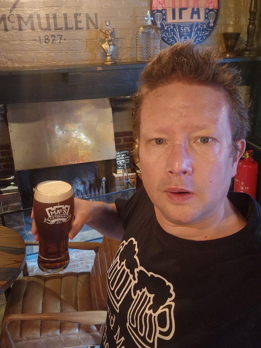 danielrbates82's tweet image. 📍The Coppers Arms, Hitchin, Hertfordshire. 

My pub review: facebook.com/share/p/17cegF…

#pub #bars #beer #beers #ale #beerlover #beerlovers #craftbeer #craftbeerlover #craftbeerlife #craftbeerporn #craftbeers #craftbeergeek #craftbeernotcrapbeer #beerstagram