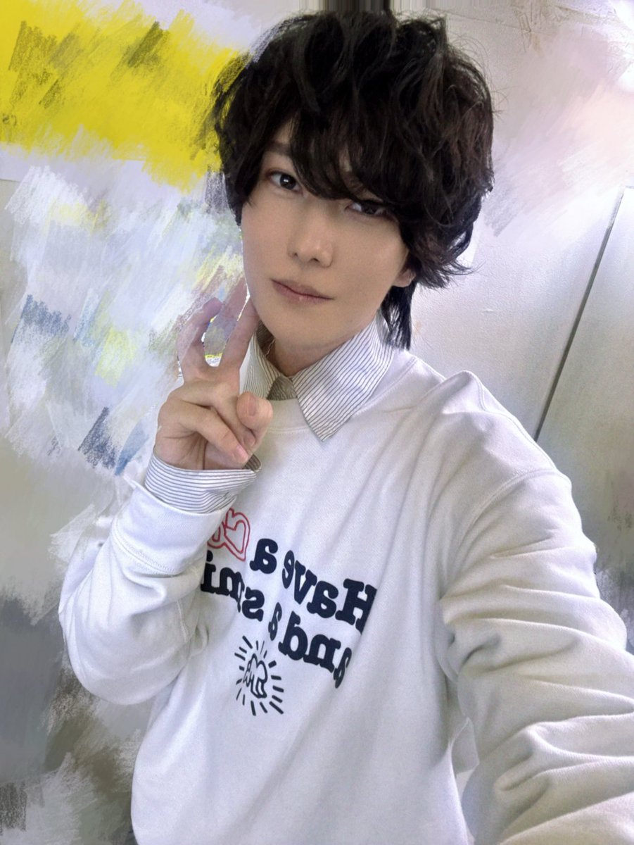 rumdarjun's tweet photo. 改めまして、
昨日は 懐VOCA QUEST お疲れ様でした！

まだまだ興奮が冷めなくて、
今日は余韻に浸りながら少しお散歩でもしようかなと思います。

いつもお手紙やプレゼントもありがとう。
ひとつひとつ、大切に読ませていただきます！

本当に幸せな時間でした。
ありがとう！ https://t.co/ANLHhCII5U
